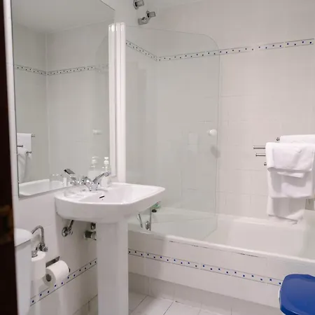 Arlanzon Gæstehus 2*